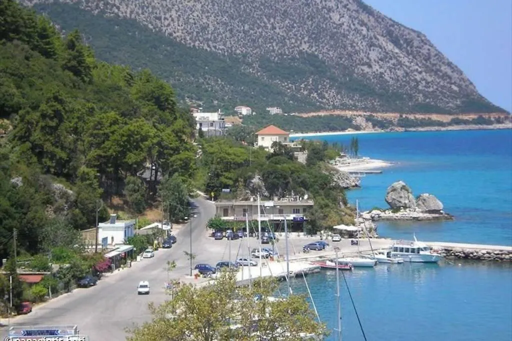 Melina Apartment Poros  Grecia